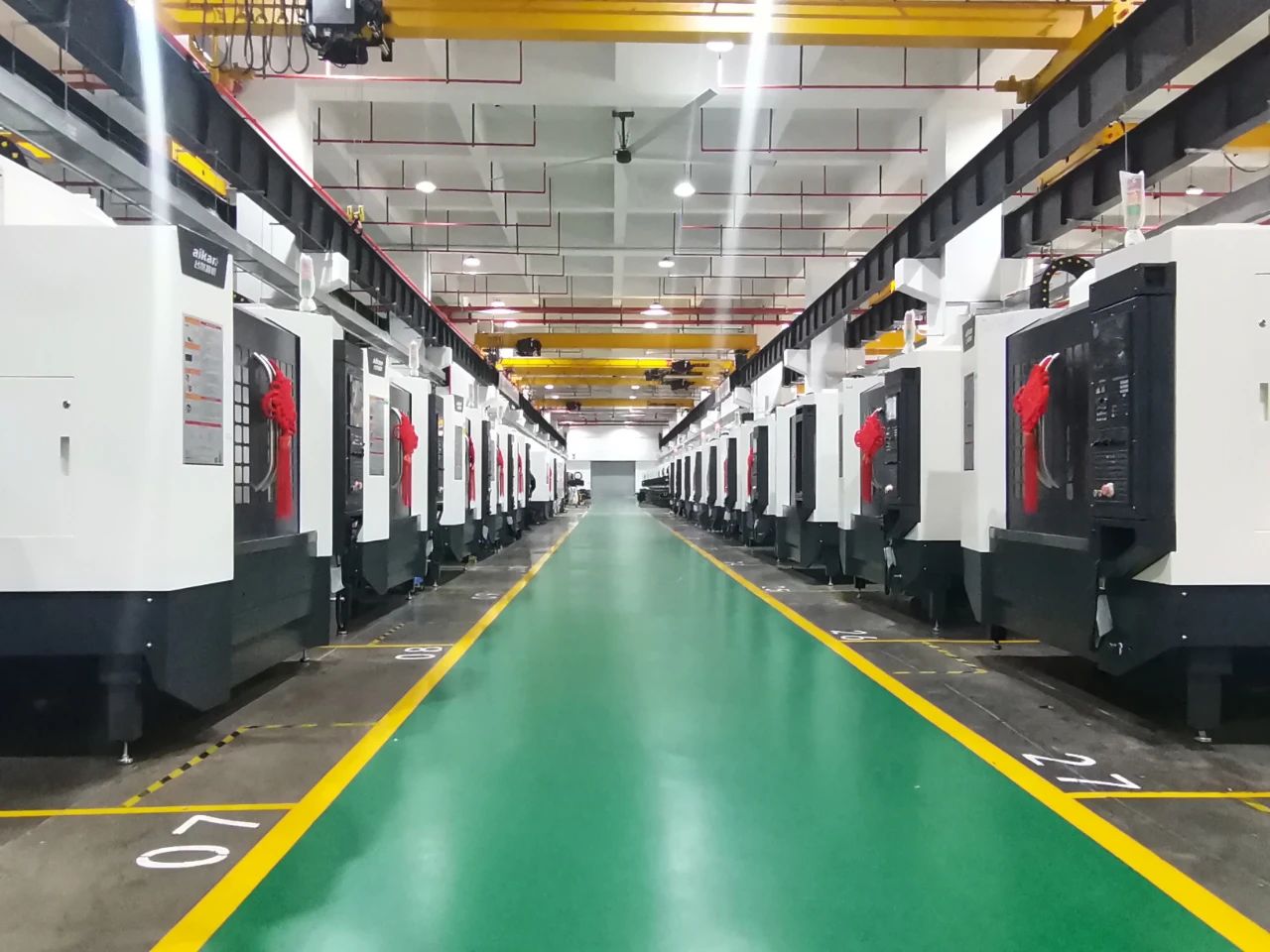 mg冰球突破精机车间