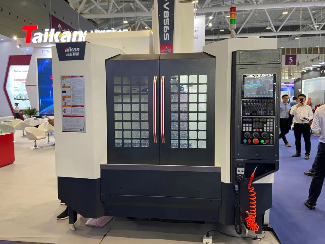 mg冰球突破精机