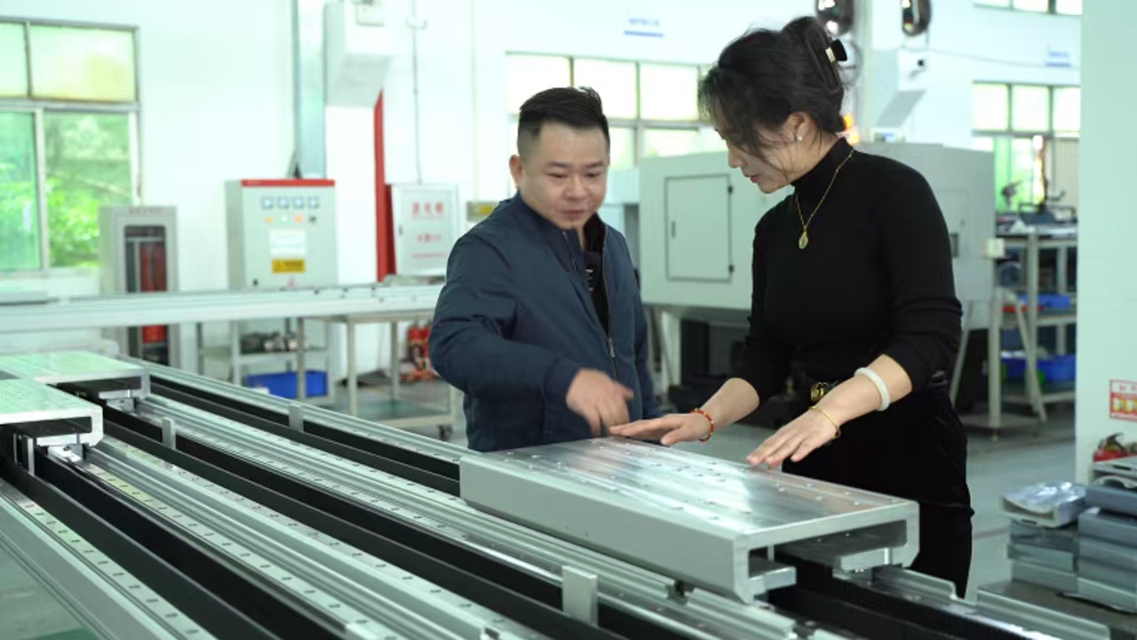 mg冰球突破·豪华版(试玩)官网首页